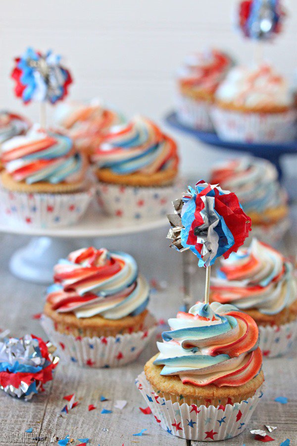 Cupcakes explosivos | From SugarHero.com Cupcakes explosivos | From SugarHero.com