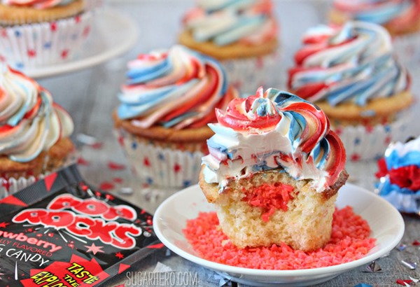 Cupcakes explosivos | From SugarHero.com Cupcakes explosivos | From SugarHero.com