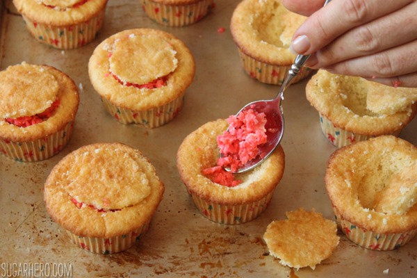 Cupcakes explosivos | From SugarHero.com Cupcakes explosivos | From SugarHero.com