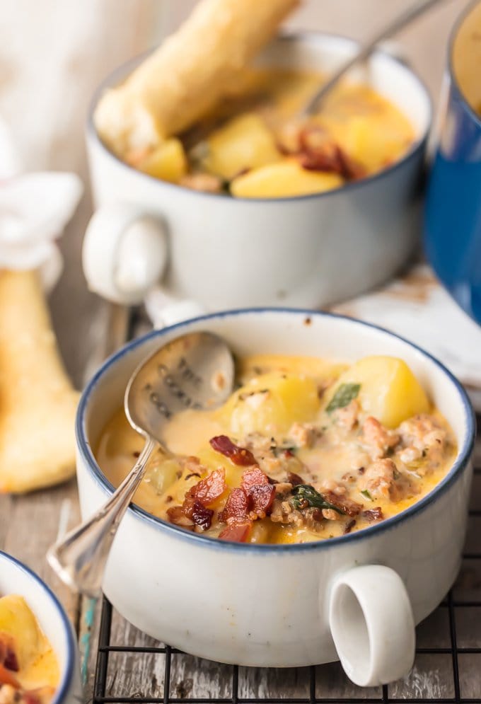 toscana zuppa adornada con tocino