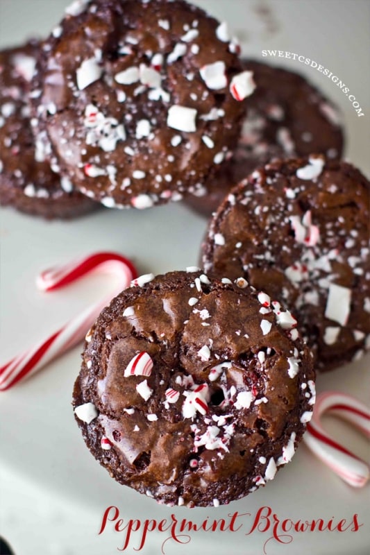Melhores Brownies de férias: Brownies de hortelã! Eles são tão bons e fáceis de fazer do zero!