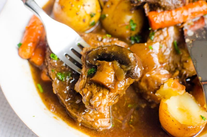 Instant Instant Pot Pot Assado receita em um garfo