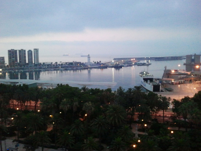 O AC Malaga Palacio é um dos melhores terraços da cobertura em Málaga.