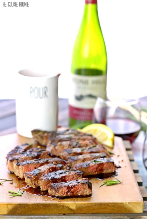 Lombo de Nova York com redução de vinho tinto balsâmico | Cookie Novice