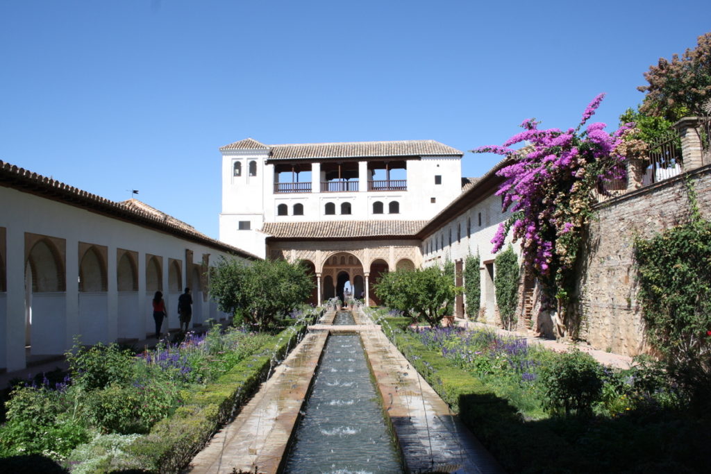 Dicas para visitar o palácio Alhambra em Granada.