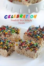 Funfetti arroz Krispie trata celebração 