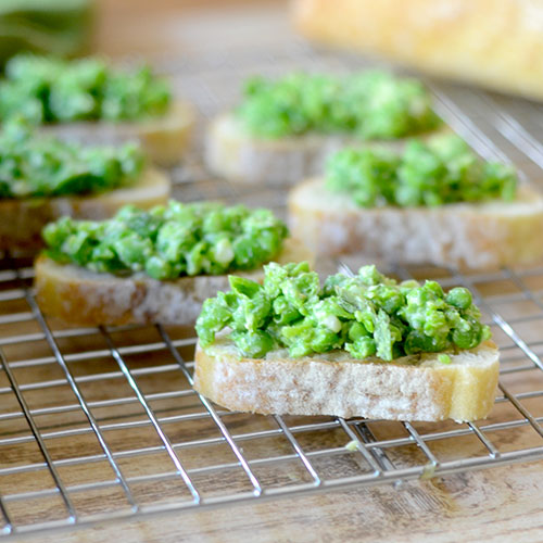 PurĂȘ de Ervilha Crostini PurĂȘ de ervilha Crostini