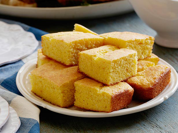 PAULA_DEEN_MOIST_AND_EASY_CORNBREAD_H_