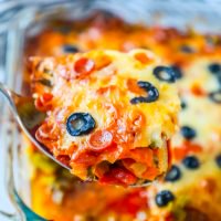 Receita fácil da caçarola da pizza do queijo de Keto