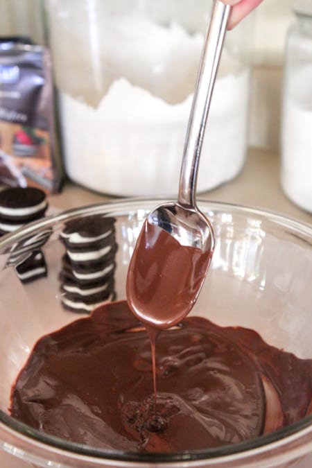 Oreos cobertos de chocolate 