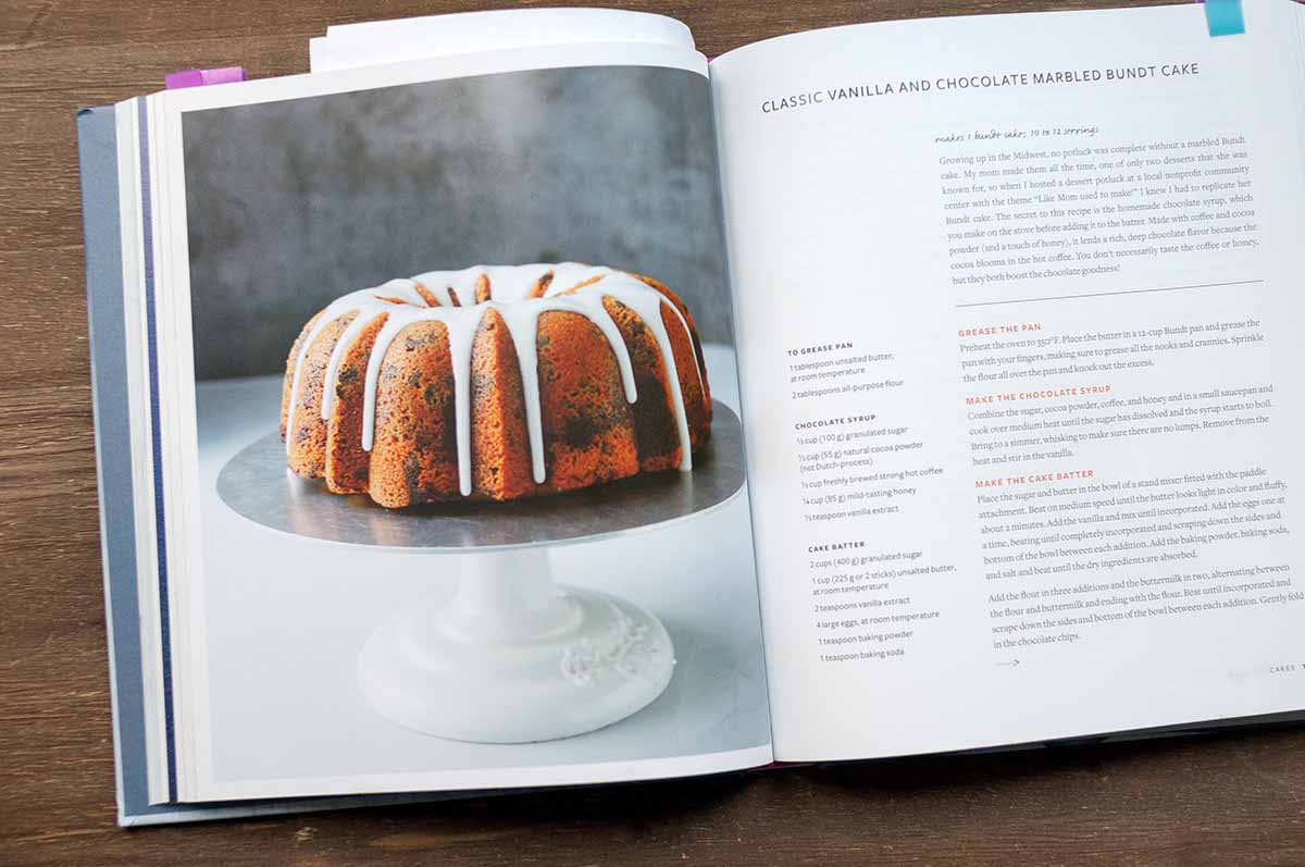 Bolo de baunilha em mármore