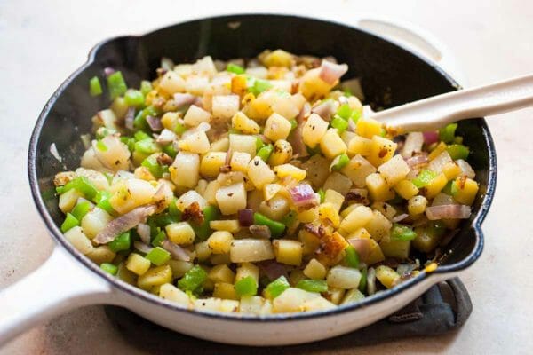 Fácil receita para café da manhã burritos cozinhar legumes