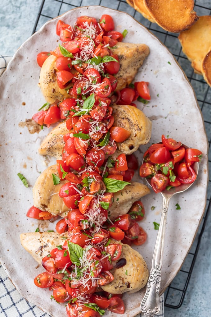 pechuga de pollo con tomates