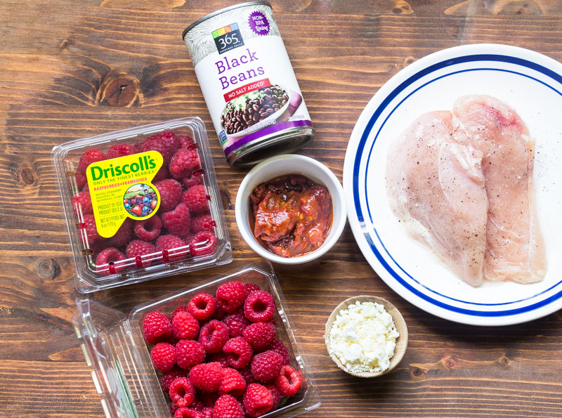  Receita de frango com 5 ingredientes: molho de framboesa com chipotle em feijão preto e frango grelhado 