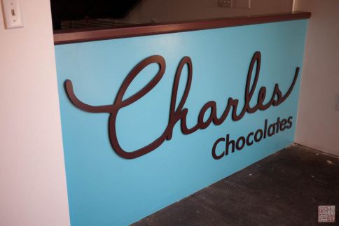 sinal de chocolates charles