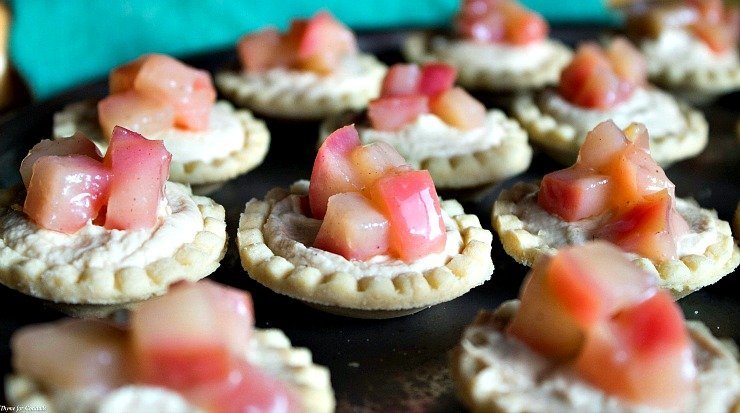 Tortinhas de maçã Cheesecake e manteiga de amendoim
