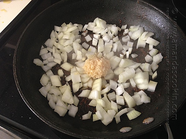 Carne Borgonha na Panela de Barro: Uma deliciosa receita de fogão lento que minha família adora!
