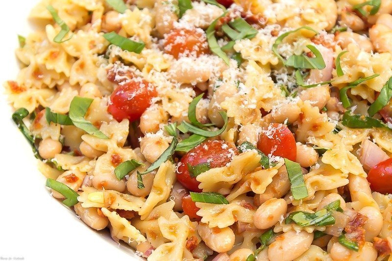 Salada de macarrão da Toscana