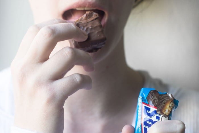 Degustação SNICKERS® Crisper