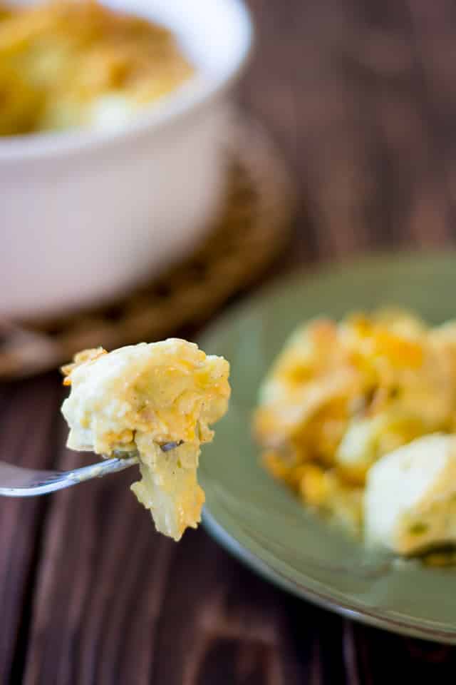 Caçarola de couve-flor com um toque de curry. A melhor maneira absoluta de comer couve-flor!