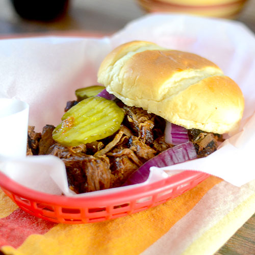 Dr Pepper BBQ Beef from Alimente muito a sua alma Dr Pepper BBQ Beef