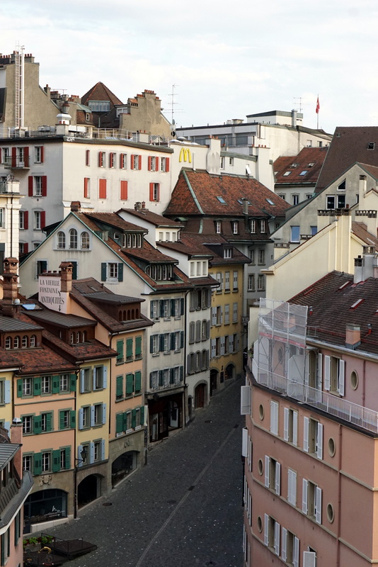 Arquitetura típica em Lausanne - um guia para visitar Lausanne