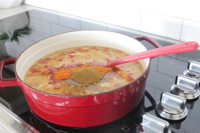 Barcos de sopa de frango com taco 