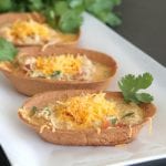 Recipientes da sopa de galinha do taco