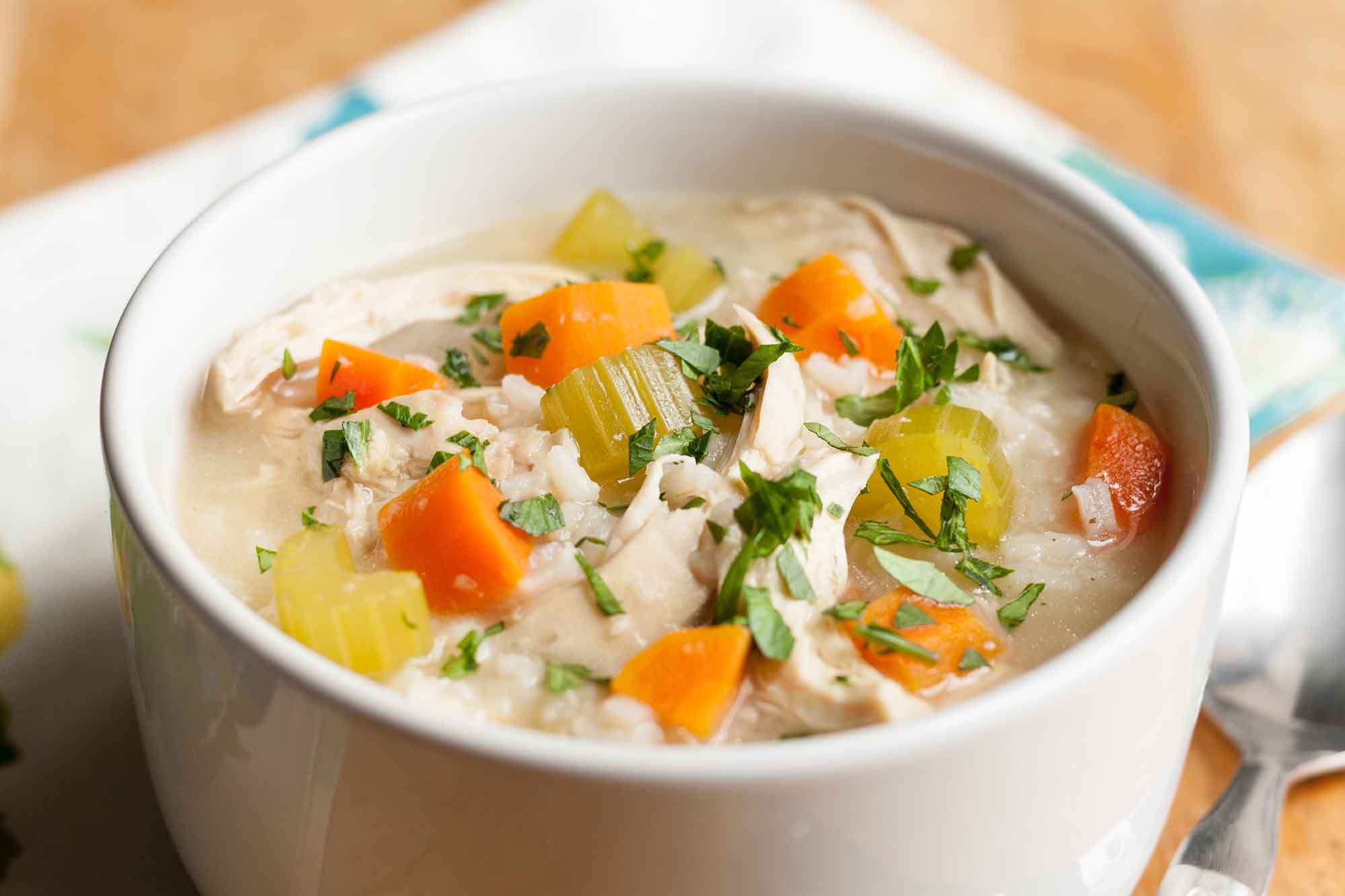 🏅 Sopa de frango e arroz de uma panela