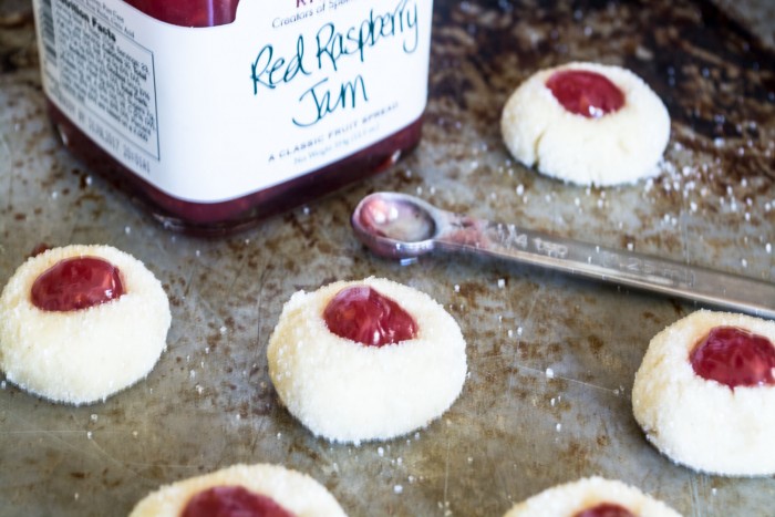 Receitas do leitor: Cookies de impressão digital de geléia de tamanho pequeno