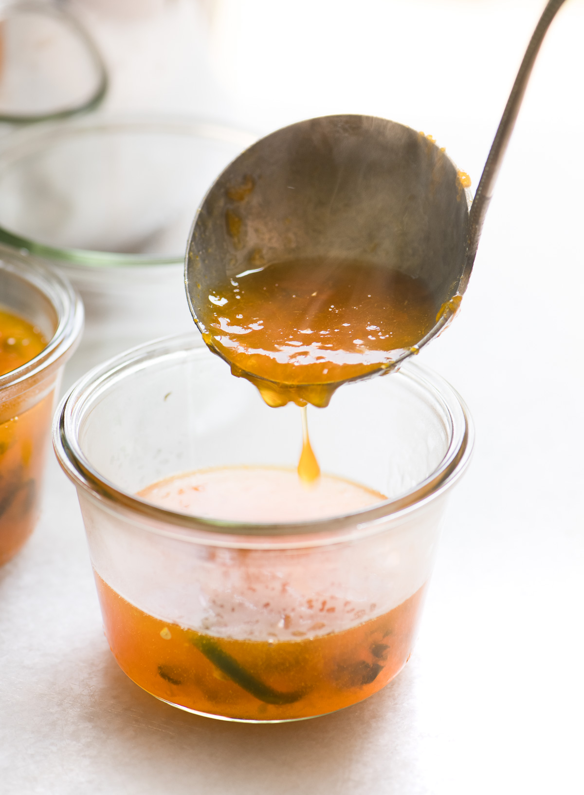 Compota de damasco Jalapeño ~ um delicioso aperitivo com queijo e bolachas. Facilite esse congestionamento de pimenta como um pequeno lote, no estilo geladeira, ou você pode fazê-lo. ⠀⠀⠀⠀⠀⠀⠀⠀⠀⠀⠀⠀⠀⠀⠀⠀⠀⠀⠀⠀⠀⠀⠀⠀⠀⠀⠀⠀⠀⠀⠀⠀⠀⠀⠀⠀⠀⠀⠀⠀⠀⠀⠀⠀⠀⠀⠀⠀⠀⠀⠀⠀⠀⠀⠀⠀⠀ geléia de jalapeño de damasco quente em frascos