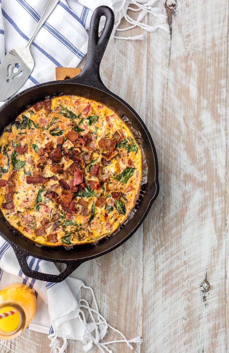 Frigideira One Pan Skillet BLT em frigideira de ferro fundido