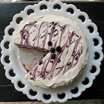 Torta de baunilha e amora