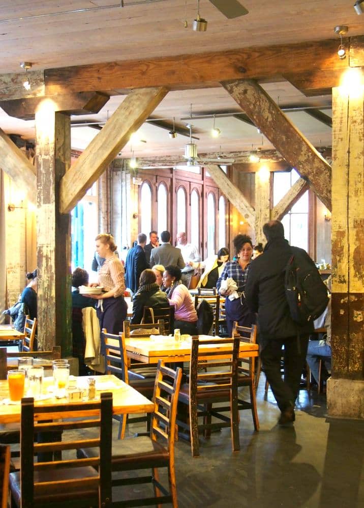 Peche Seafood Grill, foto interior