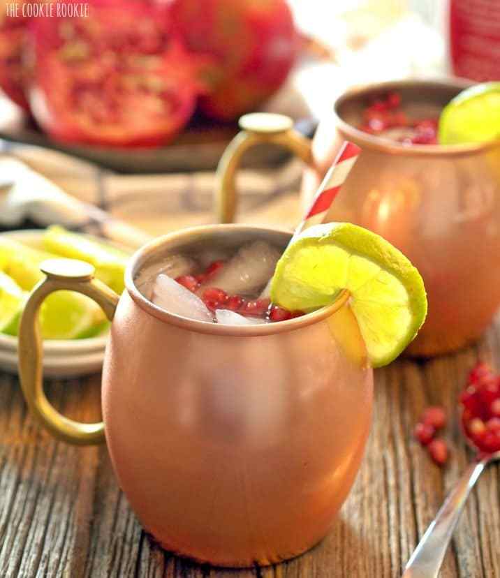 Granada Moscow Mule. O coquetel de inverno perfeito! Prepare-se para as férias com esta deliciosa bebida!