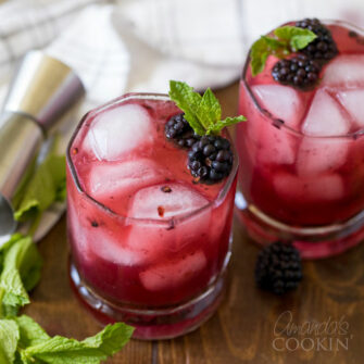 amora bourbon limonada cocktail