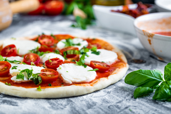 Receita Margherita de Pizza Caseira: Fim de Semana Simples Come | 31Daily.com