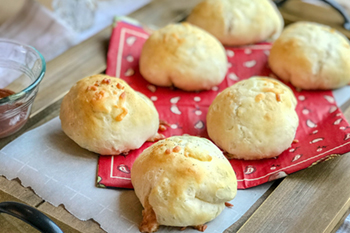 Bombas de pizza de 15 minutos: pizzas calientes que te encantarán | 31Daily.com