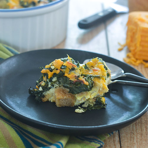 Refeições sem glúten de couve e queijo cheddar 