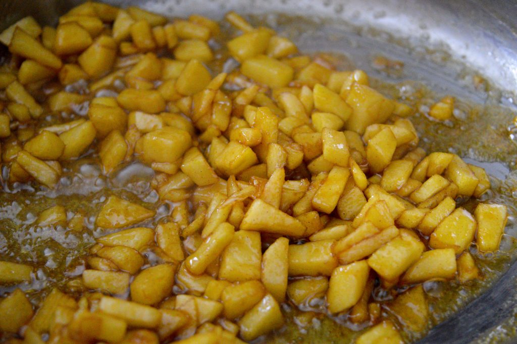 Creme de maçã e caramelo