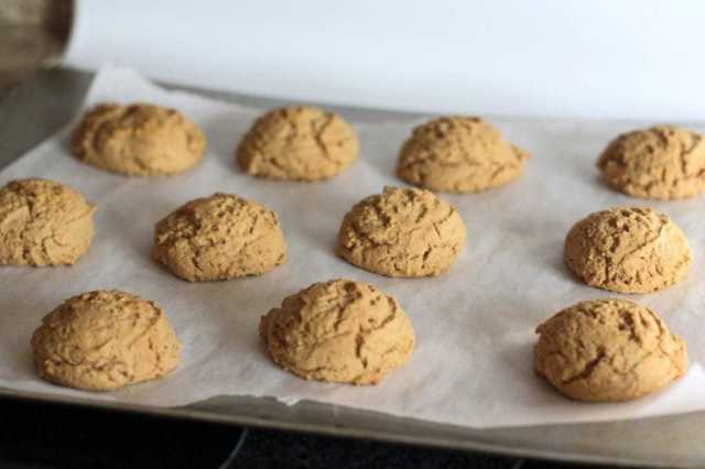 GALLETAS DE MANTEQUILLA CON MANTEQUILLA ¡{4 INGREDIENTES!}: 