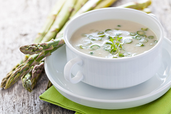 Favorito de primavera: sopa de creme de espargos | 31Daily.com