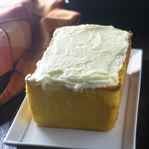 Bolo de limĂŁo e amĂȘndoa Bolo de limĂŁo e amĂȘndoa
