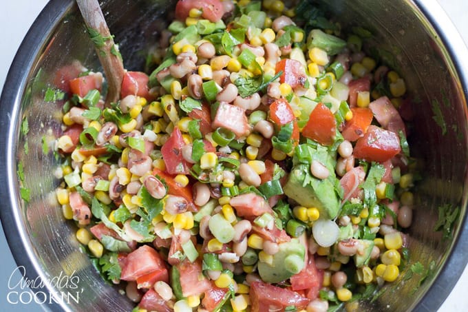 ingredientes misturados na tigela