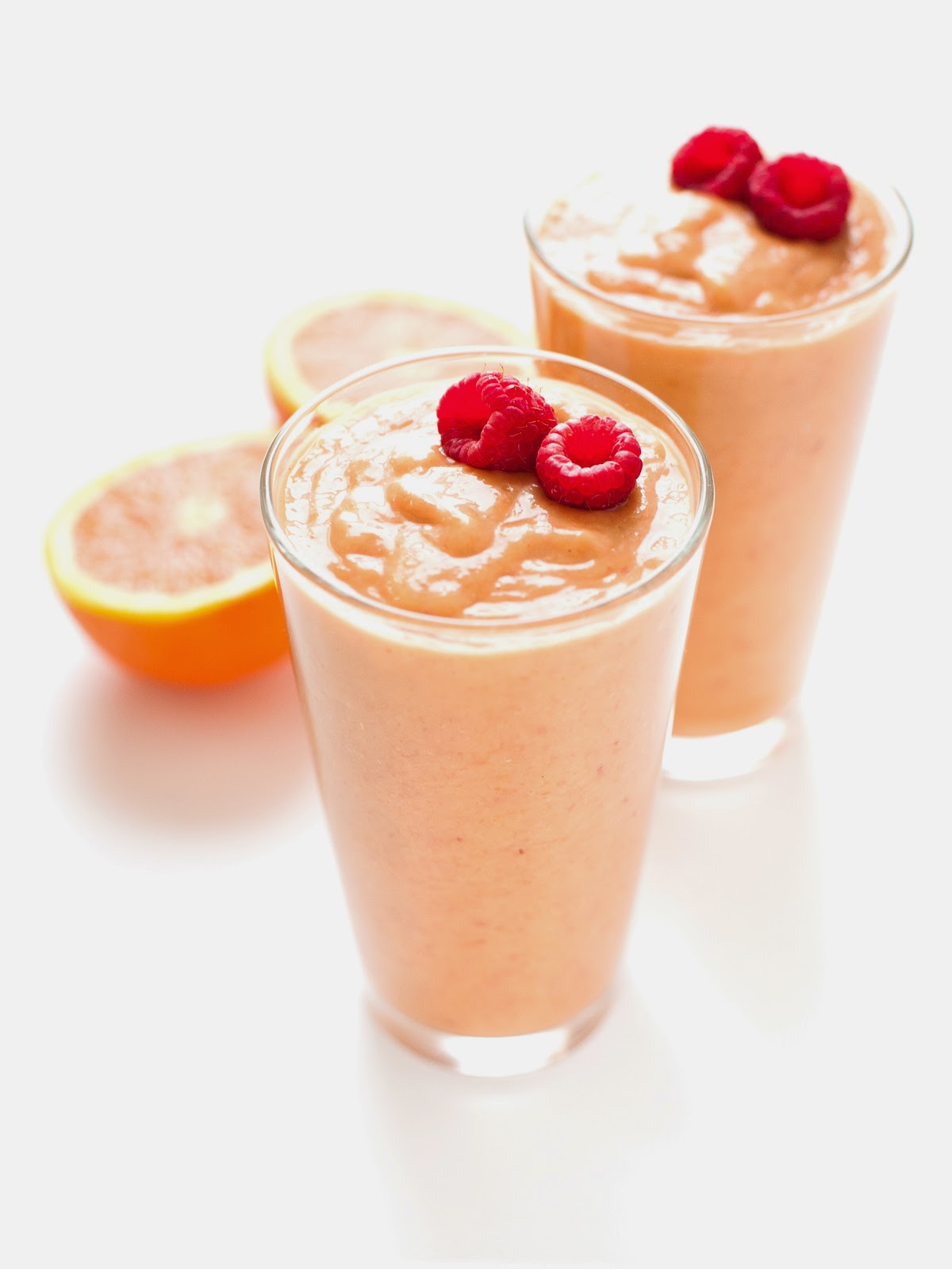 Batido de laranja e framboesa e pêssego (Paleo, Vegan)