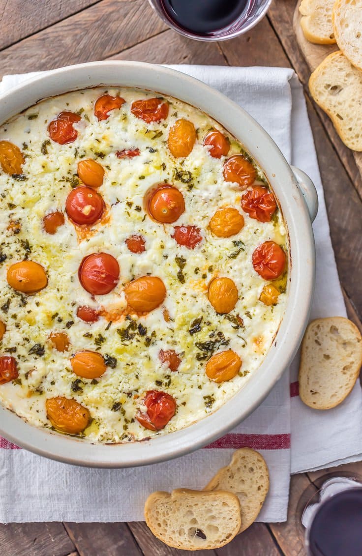 Molho de alho, ervas, tomate, queijo de cabra | Cookie Novice