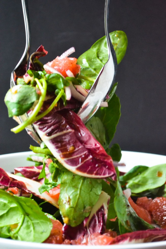 Salada de toranja e agrião rosa com sumagre
