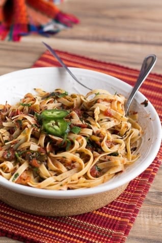 Pasta de Salsa Asada al Fuego de 5 Ingredientes