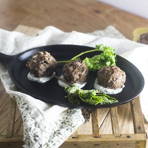 Albóndigas de cordero griegas #appetizers #greekfood #meatballs #entertening