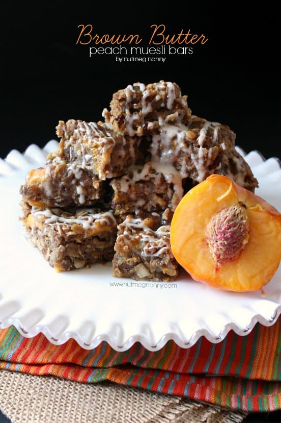Estas barras de muesli de durazno y mantequilla marr&oacute;n son la manera perfecta de comenzar el d&iacute;a. Fruta fresca combinada con mantequilla marr&oacute;n de nuez y muesli sin gluten. &iquest;Qu&eacute; m&aacute;s se puede pedir? Estas barras de muesli de durazno y mantequilla son la manera perfecta de comenzar el d&iacute;a. Fruta fresca combinada con mantequilla marr&oacute;n de nuez y muesli sin gluten. &iquest;Qu&eacute; m&aacute;s podr&iacute;as querer?